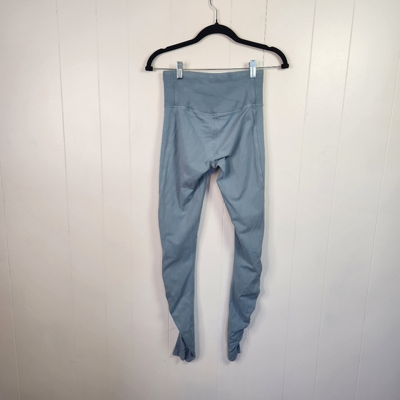 Lululemon Inner Glow Tight 28" Washed Chambray Blue Leggings Cotton Size 4 Yoga - Picture 9 of 13